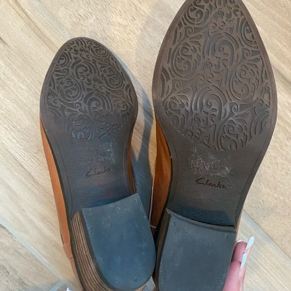 Brown Leather Clark’s Soft Cushion Booties - Picture 7 of 7